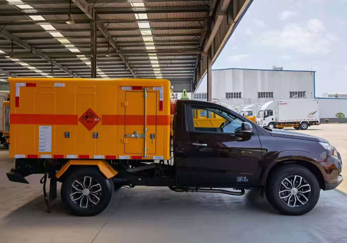 仁寿爆破器材运输车的作用是什么