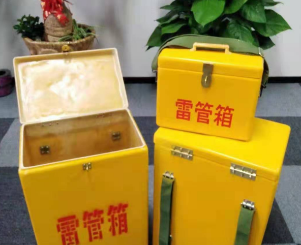 仁寿玻璃钢雷管箱有哪些特点