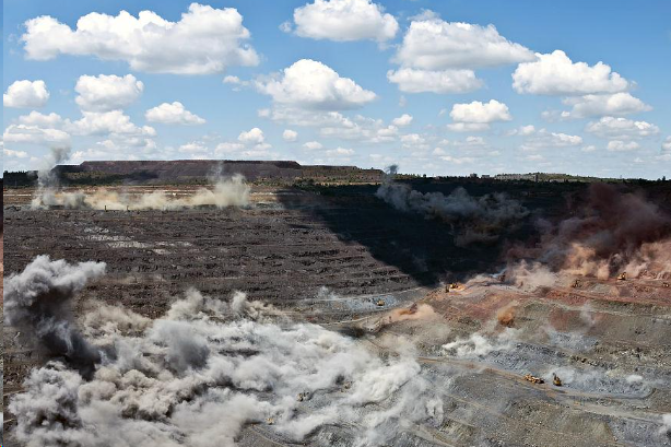 仁寿矿山作业中常用的爆破设备有哪些？