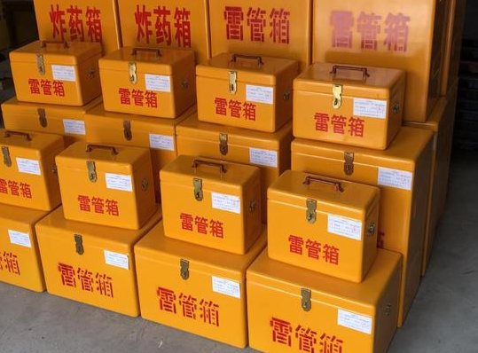 仁寿玻璃钢雷管箱的使用寿命一般是多少？